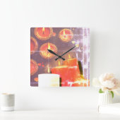 The old Red Candles Quadratische Wanduhr (Zuhause)