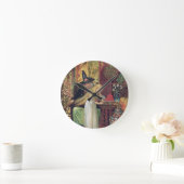 The Old Witch combing Gerda's hair with a golden c Runde Wanduhr (Zuhause)