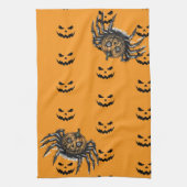 The Pumpkin-Headed Crawler Geschirrtuch (Vertikal)