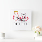 The queen has retired funny women retirement quadratische wanduhr (Zuhause)
