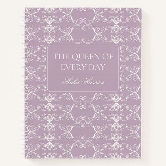 The Queen of Every Day Journal | Personalized Name Notizblock (Vorderseite)