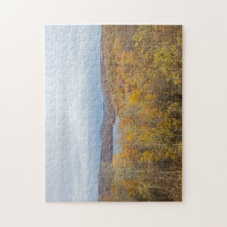 The Quiet Ridge: Ein Herbst-Puzzle Puzzle