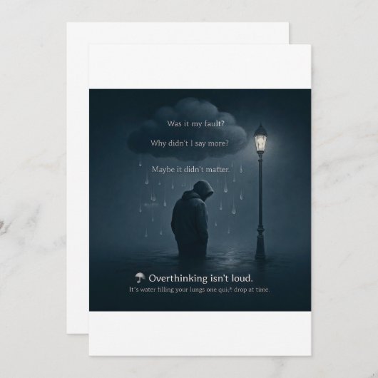 The Quiet Spiral – Realistic Overthinking Tee Einladung (Vorne/Hinten)