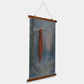 The Red Scarf – Bright Against the Stillness Wandteppich Mit Holzrahmen (Gewinkelt)