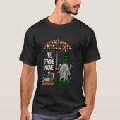 the sewing gnome funny family christmas print tee (Vorderseite)