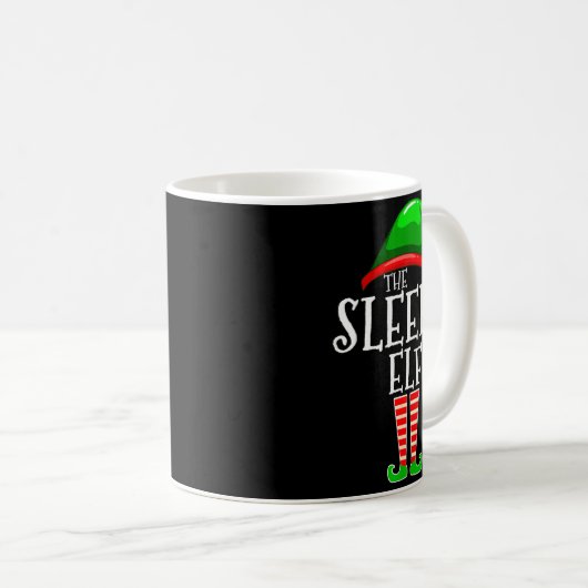 The Sleepy Elf Group Matching Family Christmas Gif Kaffeetasse (VorderseiteRechts)