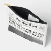 The Surf Times Newspaper She Owns The Waves Zubehörtasche (Offen)
