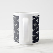 The Tiny Bee Trail Minimalist Mug Jumbo-Tasse (Rückseite)