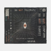 The Watcher - Techno-Brutalist Streetwear Design Fleecedecke (Vorderseite (Horizontal))