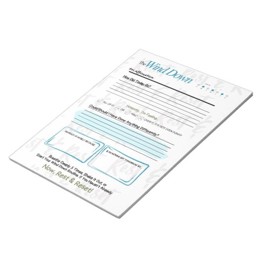 The WIND DOWN – 5-Minute Evening Journal Notepad Notizblock (angewinkelt)