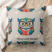 "The Wise Bookworm" Kissen (Decke)