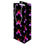 The Witch's Cross Infrared Geschenktüte Für Weinflaschen (Rückseite Schrägansicht)