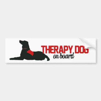 (Therapie-) Hund an Bord des Rotes Autoaufkleber