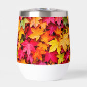 Thermobecher mit Herbstlaub in Herbstfarben (Vorderseite)
