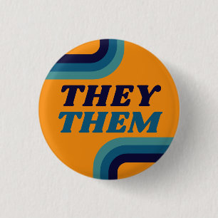 They Them 70er Jahre Gelb Blau Retro Linien Pronom Button