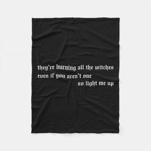 They're Burning All The Witches Apparel Fleecedecke (Vorderseite)