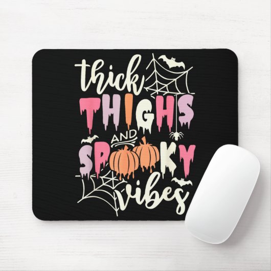 Thick Thighs And Soky Vibes Retro Groovy Halloween Mousepad (Mit Mouse)