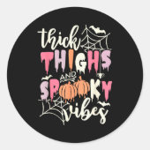 Thick Thighs And Soky Vibes Retro Groovy Halloween Runder Aufkleber (Vorderseite)