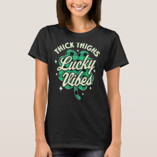 Thick Thighs Lucky Vibes Buffalo Kariert Saint Pat T-Shirt