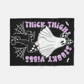 Thick Thighs Spooky Vibes Niedlich Ghost Halloween Fleecedecke (Vorderseite (Horizontal))