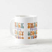 Thick Thigs Spooky Vibes-Halloween-Pumpkin-Funny Kaffeetasse (Vorderseite Links)