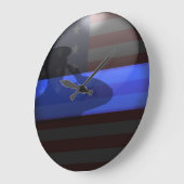 Thin Blue Line - Flag Salute Große Wanduhr (Winkel)