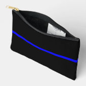 Thin Blue Line Grafik auf einem Zubehörtasche (Offen)