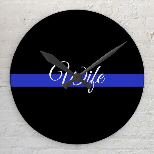 Thin Blue Line: Polizeiliche Ehefrau Runde Wanduhr