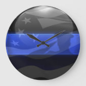 Thin Blue Line Salute Flag Große Wanduhr (Vorderseite)