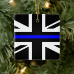Thin Blue Line - UK Keramikornament<br><div class="desc">"Dünne blaue Linie" ist ein Begriff,  der sich normalerweise auf den Begriff der Polizei als die Linie bezieht,  die die Gesellschaft vom Abstieg in gewalttätiges Chaos behalte.[1] Das "Blau" in "dünner blauer Linie" bezieht sich auf die blaue Farbe der Uniformen vieler Polizeiabteilungen. Dies ist die britische Fassung.</div>