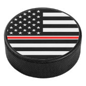 Thin Red Line Flag: Feuerwehrheldengedächtnis Eishockey Puck (3/4)