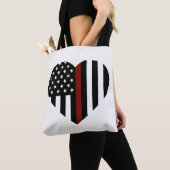 Thin Red Line Heart Shaped American Flag Tasche (Von Nahem)