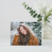 Thin-Script-Abschluss Save the Date Postkarte (Stehend Vorderseite)