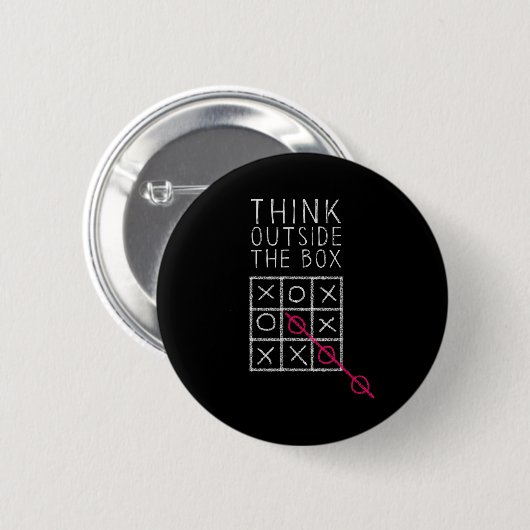 Think Outside The Box _ Tic Tac Toe _ Funny Sy Ner Button (Vorne & Hinten)