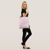 Think Pink Watercolor-Muster-Monogramm Tasche (Am Model)