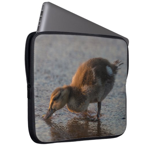 Thirsty Baby Laptopschutzhülle (Vorne Rechts)