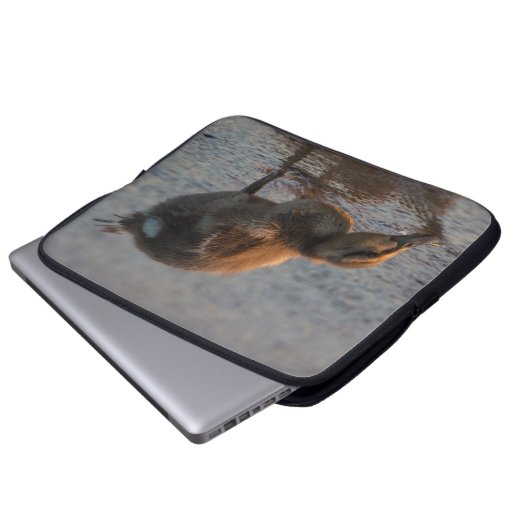 Thirsty Baby Laptopschutzhülle (Vorne Knopf)