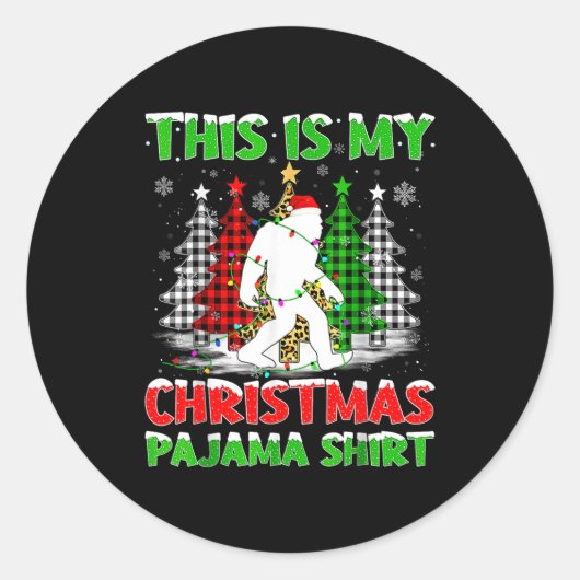 This Is My Pajama Shirt Bigfoot Xmas Tree Plaid Ch Runder Aufkleber (Vorderseite)