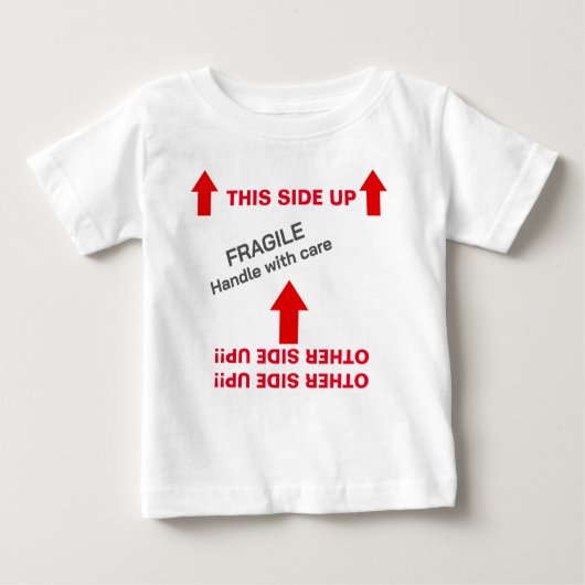 "This SEDE UP" Baby Handling Instructions Humorvol Baby T-shirt (Vorderseite)