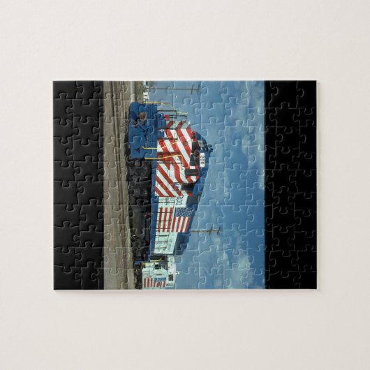 ThM-K-T EMD GP-40 #200, mit caboose_Trains Puzzle (Horizontal)