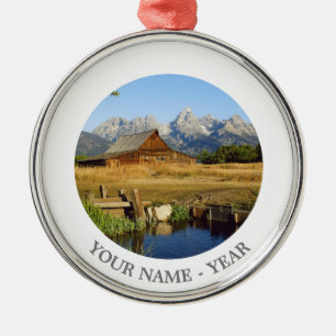 Thomas A. Moulton Barn Silbernes Ornament