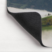 Thomas-Kirche und Berge, Slowenien mousepad (Ecke)