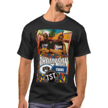 THOMPSON SPINNT ZWINS. Basic Dunkles T-Shirt