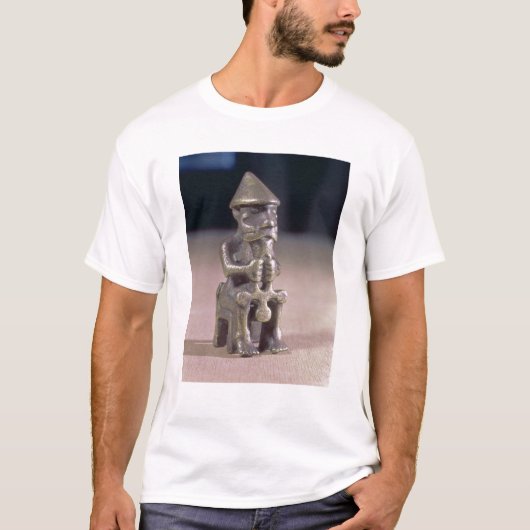 Thor mit einem Hammer, Statuette fand in Island T-Shirt (Vorderseite)