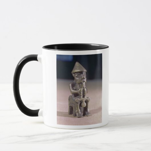 Thor mit einem Hammer, Statuette fand in Island Tasse (Links)