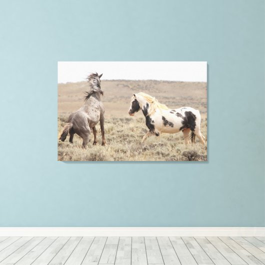 Thor und Booker Rose Leinwanddruck (Insitu (Holzboden))