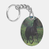 Thoroughbred-Pferde auf dem Blumen-Gebiet Schlüsselanhänger (Vorderseite links)
