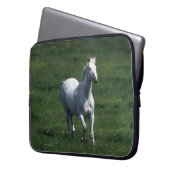 Thoroughbred-Stute Laptopschutzhülle (Vorderseite Links)