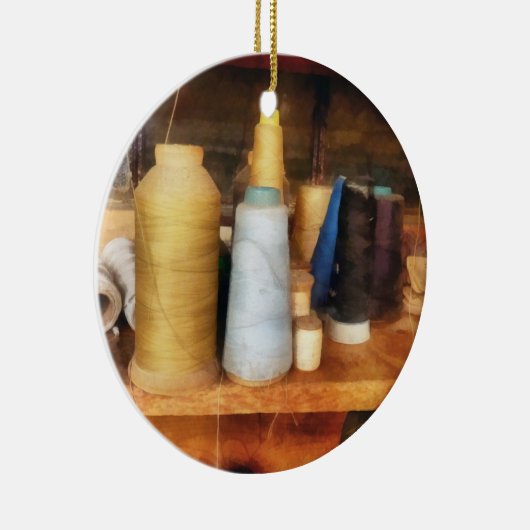 Thread von Schneidern Keramikornament (Rechts)