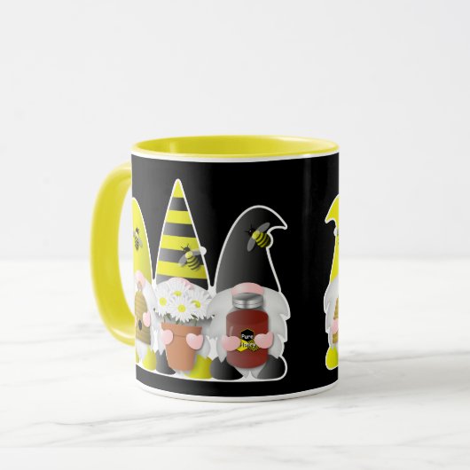 Three Bee Gnomes Tasse (Vorderseite Links)